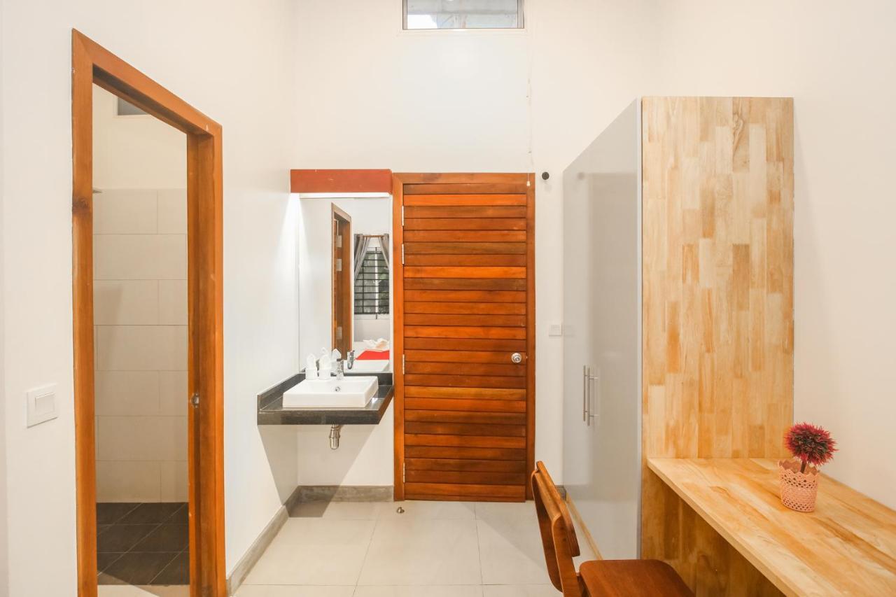 Phan NaTa Apartment Siem Reap Bagian luar foto