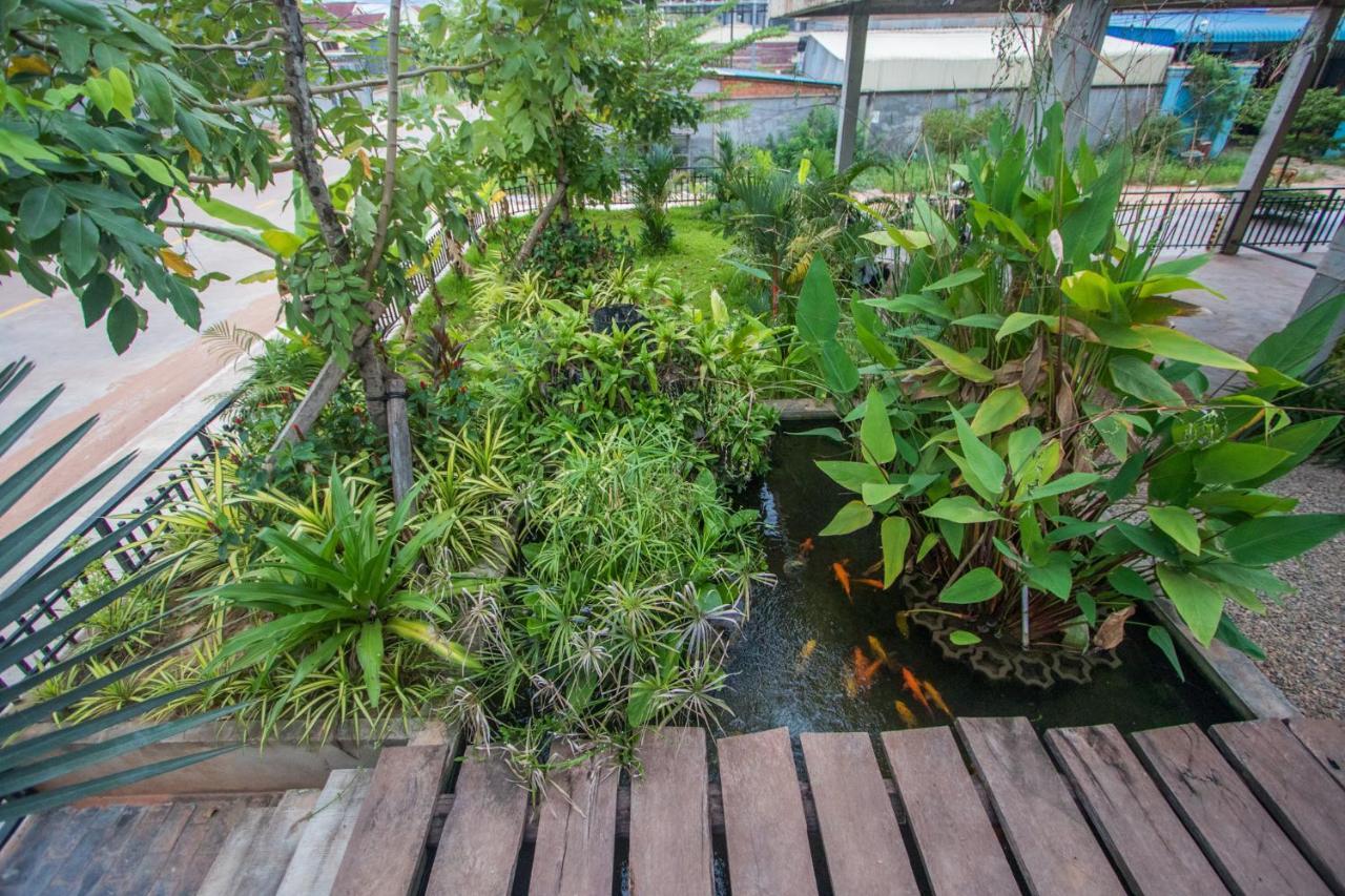 Phan NaTa Apartment Siem Reap Bagian luar foto