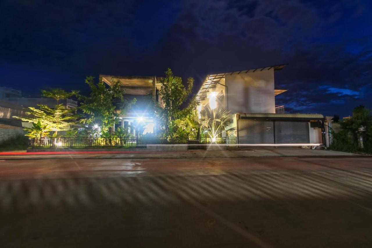Phan NaTa Apartment Siem Reap Bagian luar foto
