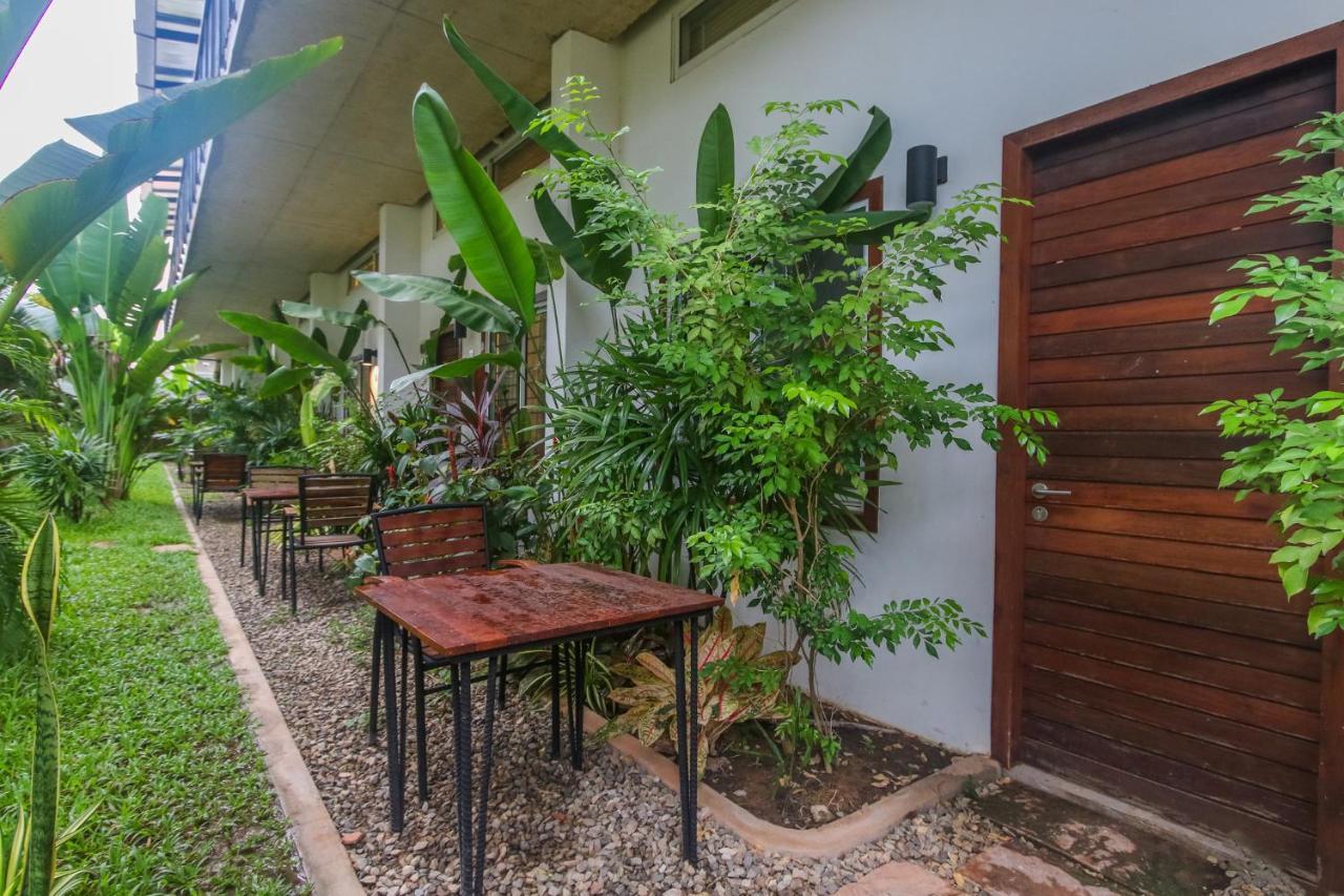 Phan NaTa Apartment Siem Reap Bagian luar foto