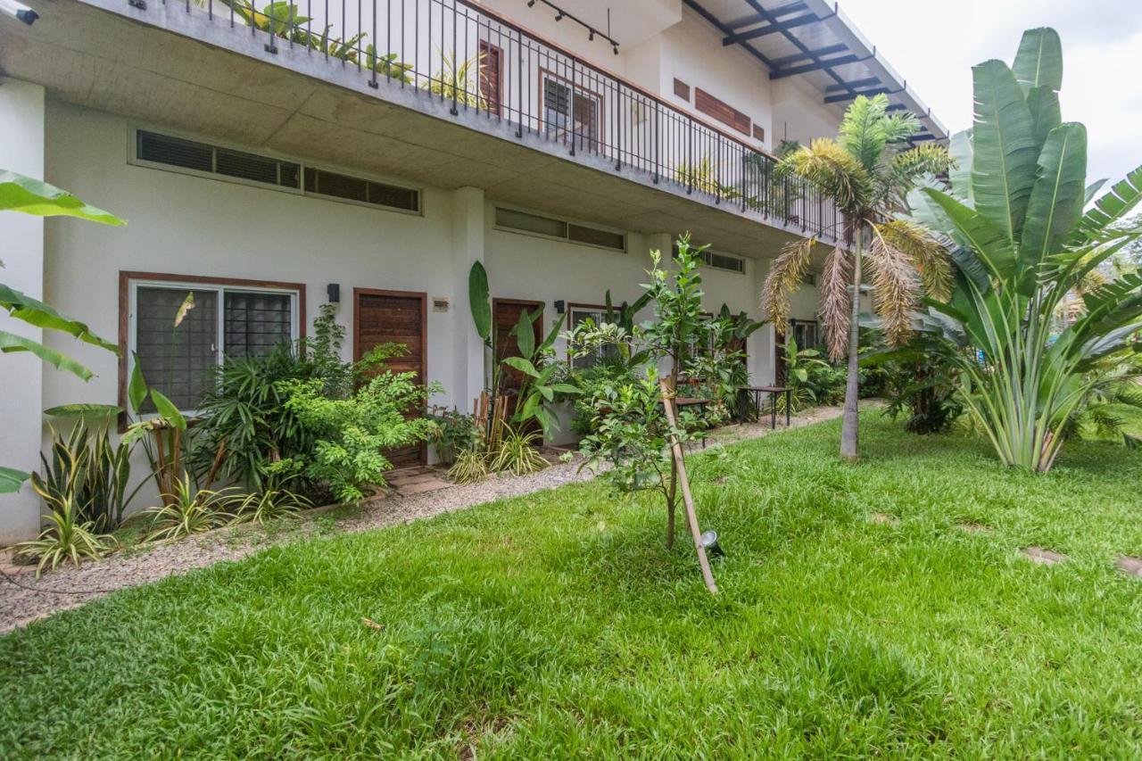 Phan NaTa Apartment Siem Reap Bagian luar foto